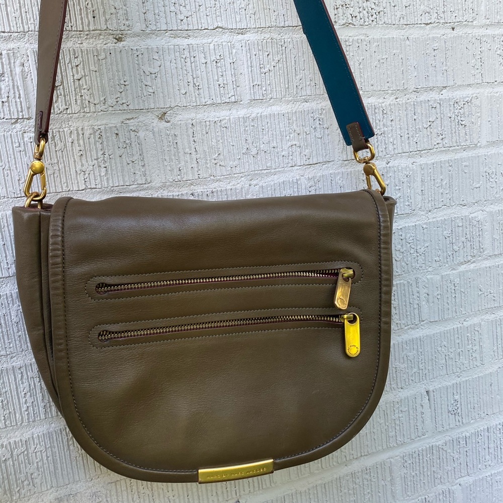 Marc by Marc Jacobs grey leather shoulder bag